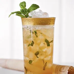 Kentucky Bourbon Minz-Julep-Tee