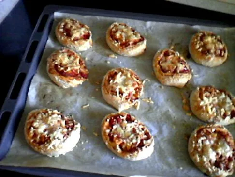 Vollkorn-Pizza-Rollen