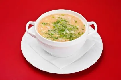 Hühnchen-Gemüsesuppe mit Quinoa