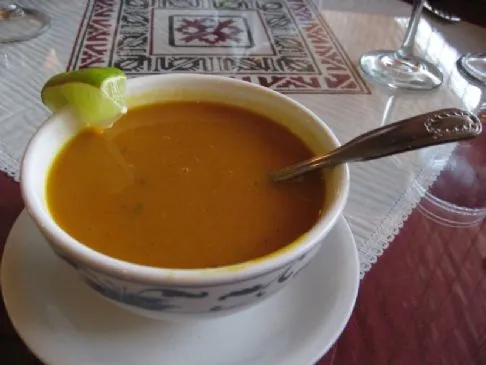 Würzige Linsensuppe - 331 Kalorien