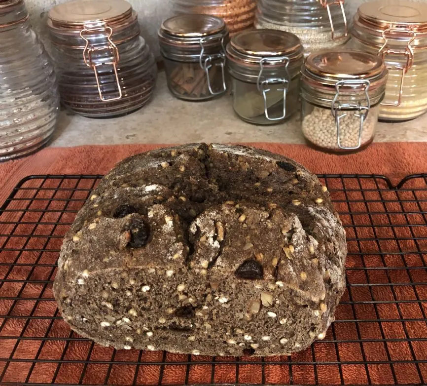 Multikorn-Rosinen-Landbrot - Blumbergs Beste
