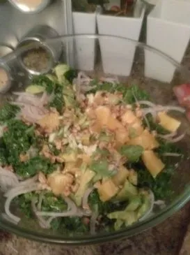 Sonniger Grünkohlsalat