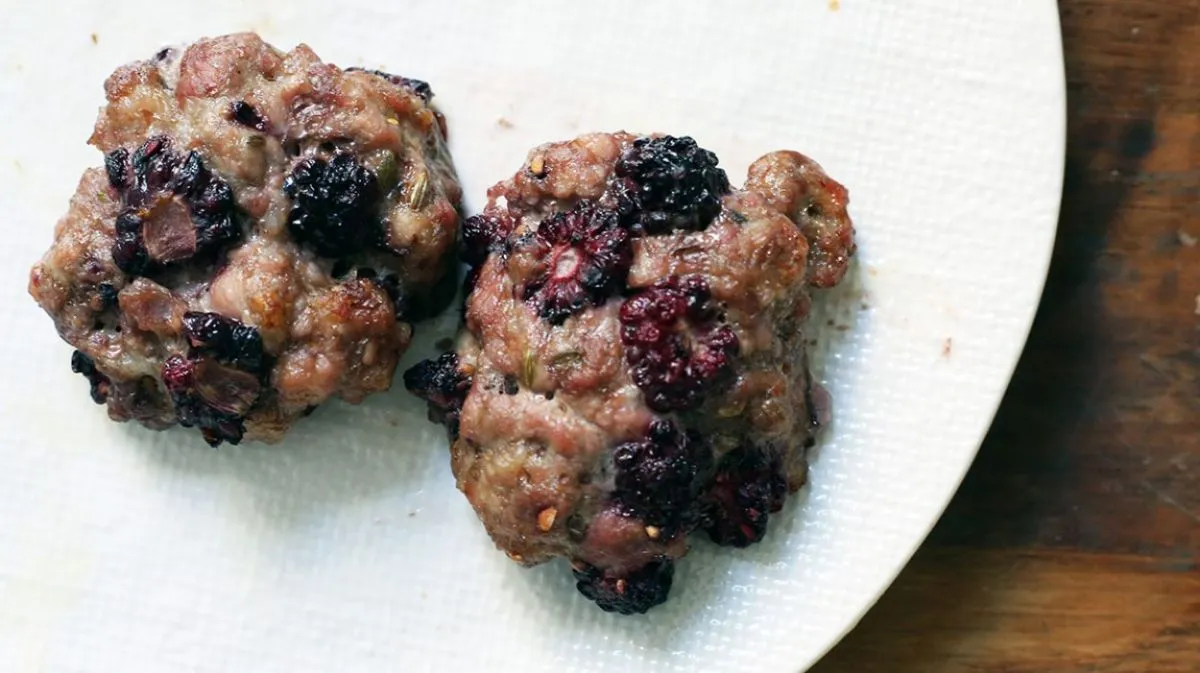 Brombeer-Salbei-Frühstückswurst