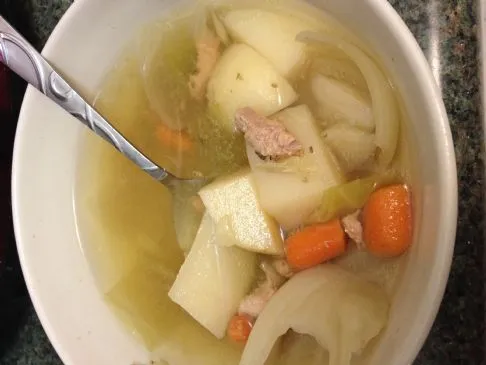 Schweinegemüsesuppe
