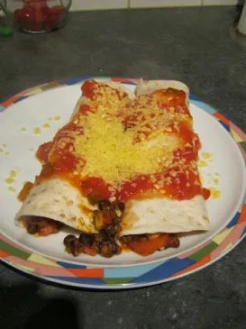 Burritos mit schwarzen Bohnen, Speck und Linsen