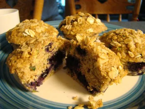 Zucchini-Heidelbeer-Muffins