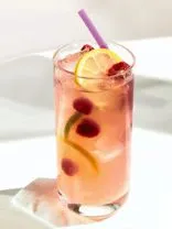 Spritzige Zitruslimonade