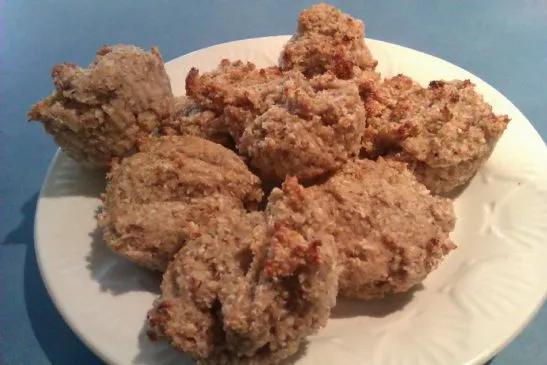 Birnen- und Ingwer-Haferkleie-Muffins mit wenig Kohlenhydraten