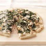 Mühelose Alfredo-Pizza