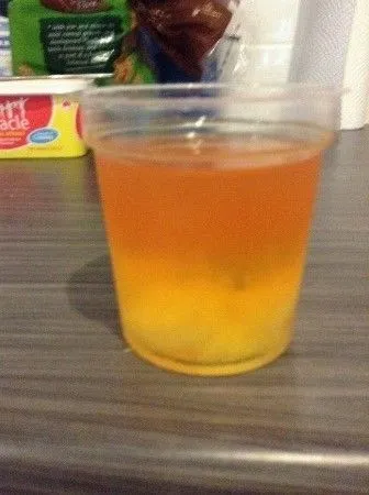 Ananas- und Gelee-Behälter