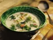 Hühnchen-Brokkoli-Kartoffelsuppe