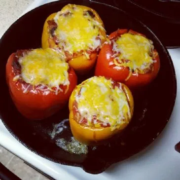 Fleischlose gefüllte Paprika