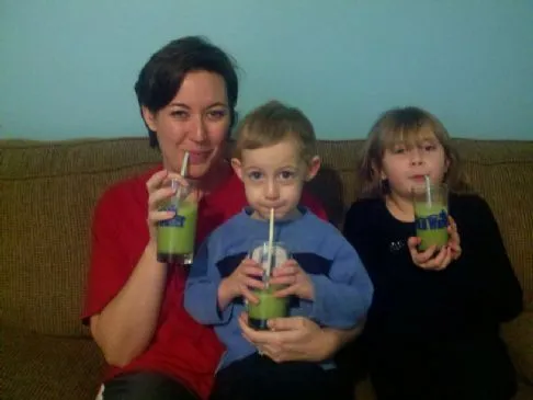 Erdbeer-Bananen Grüner Smoothie