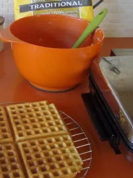 Low-Carb-Waffeln aus Schweineschwarte