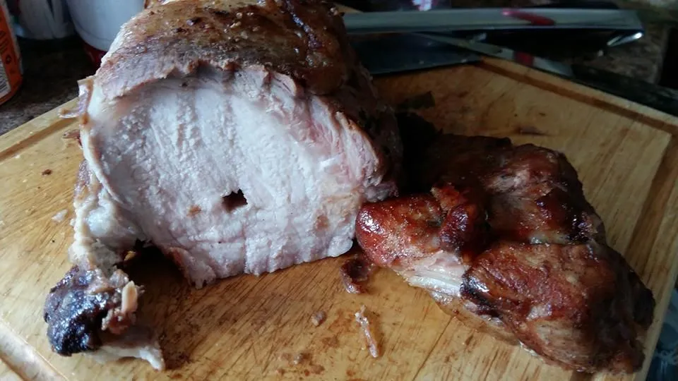 Portugiesischer Schweinebraten im Rotisserie-Stil