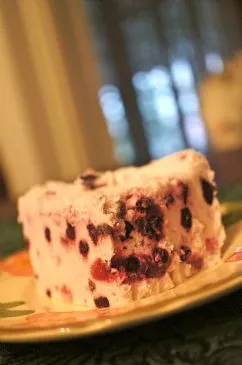 Zitronen-Blaubeer-Creme-Eis-Dessert