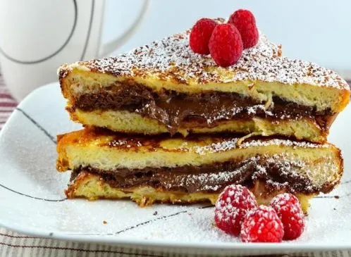 Übernacht-Nutella-gefüllter French Toast