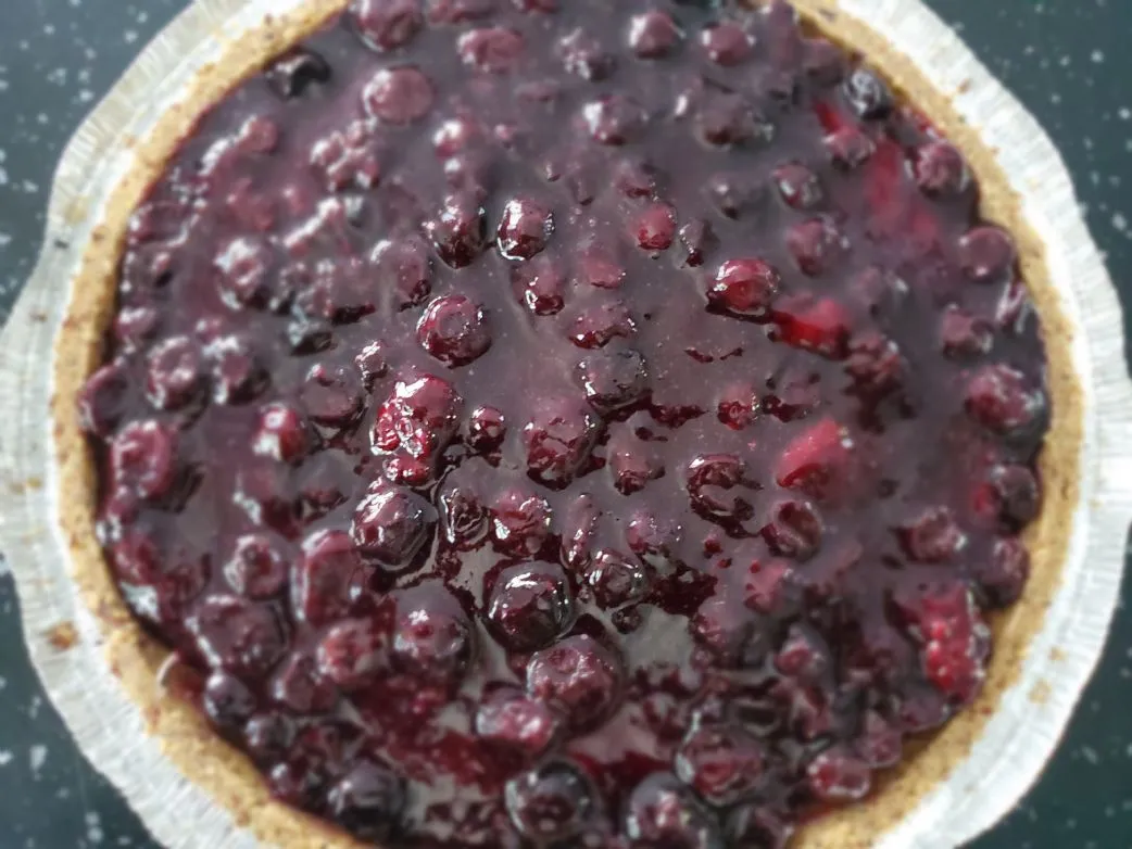 Pekannusskrusten-Mixed Berry Cheesecake