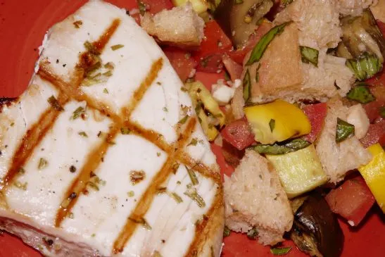 Gegrillte Rosmarin-Albacore-Thunfischsteaks