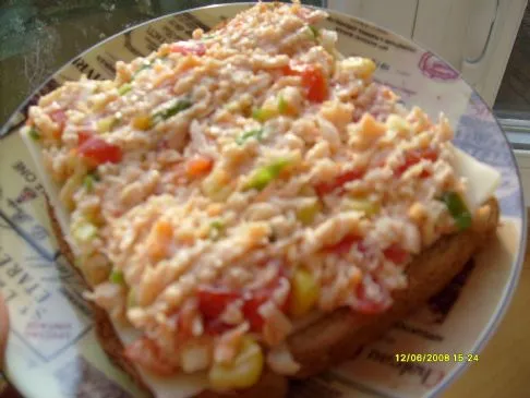 Einfaches Hähnchen-Salat-Sandwich