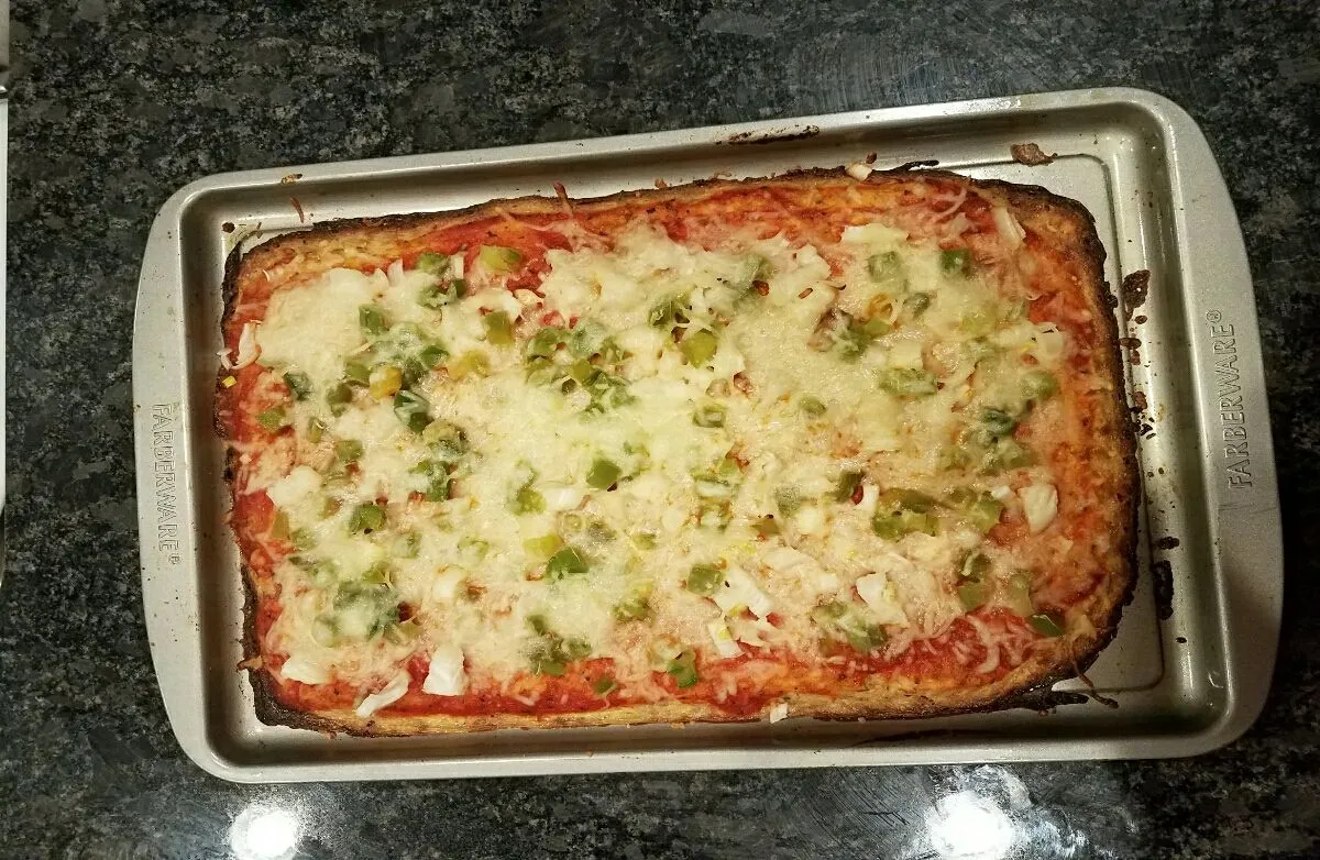 Blumenkohl-Pizza mit Boden