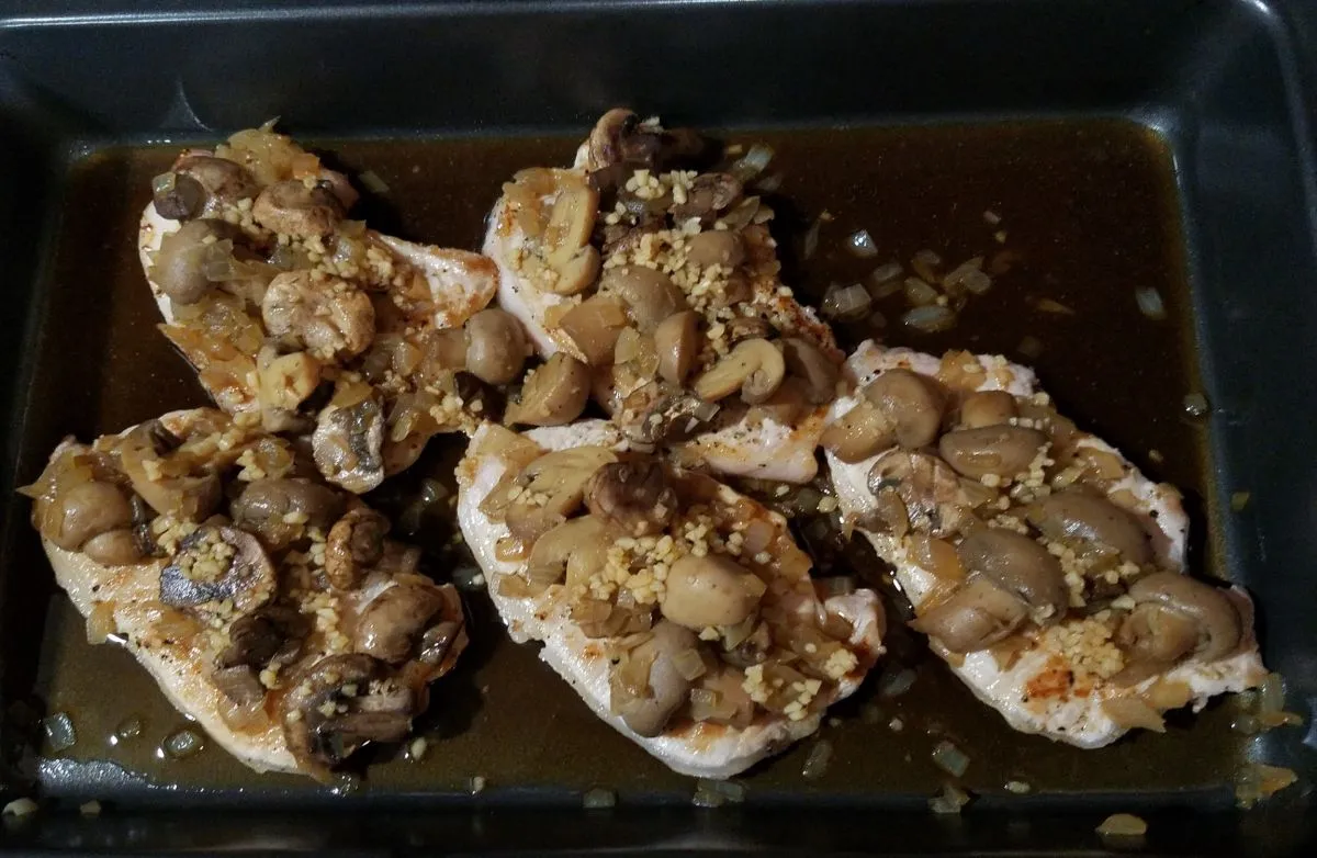 *Geschmorte Schweinekotelett für eine Person (Nautilus-Diät)