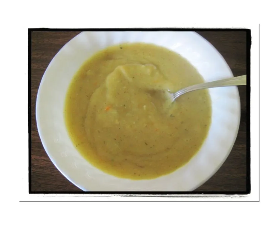 Vegane Kartoffel-Gemüse-Cremesuppe