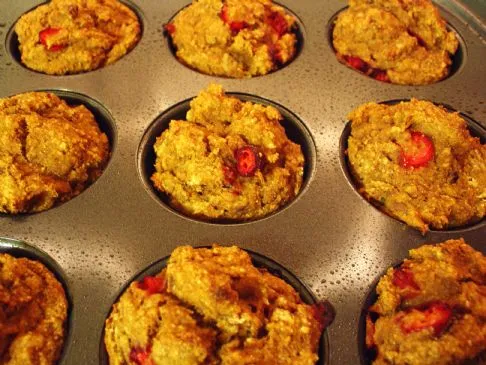 Kürbis-Apfelmus-Cranberry-Walnuss-Weizenkleie-Muffins