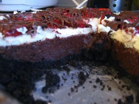 Nutella-Cremetorte. 1/8-9" Torte = 1 Portion