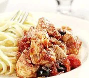 Hähnchen Cacciatore über Vollkornpasta