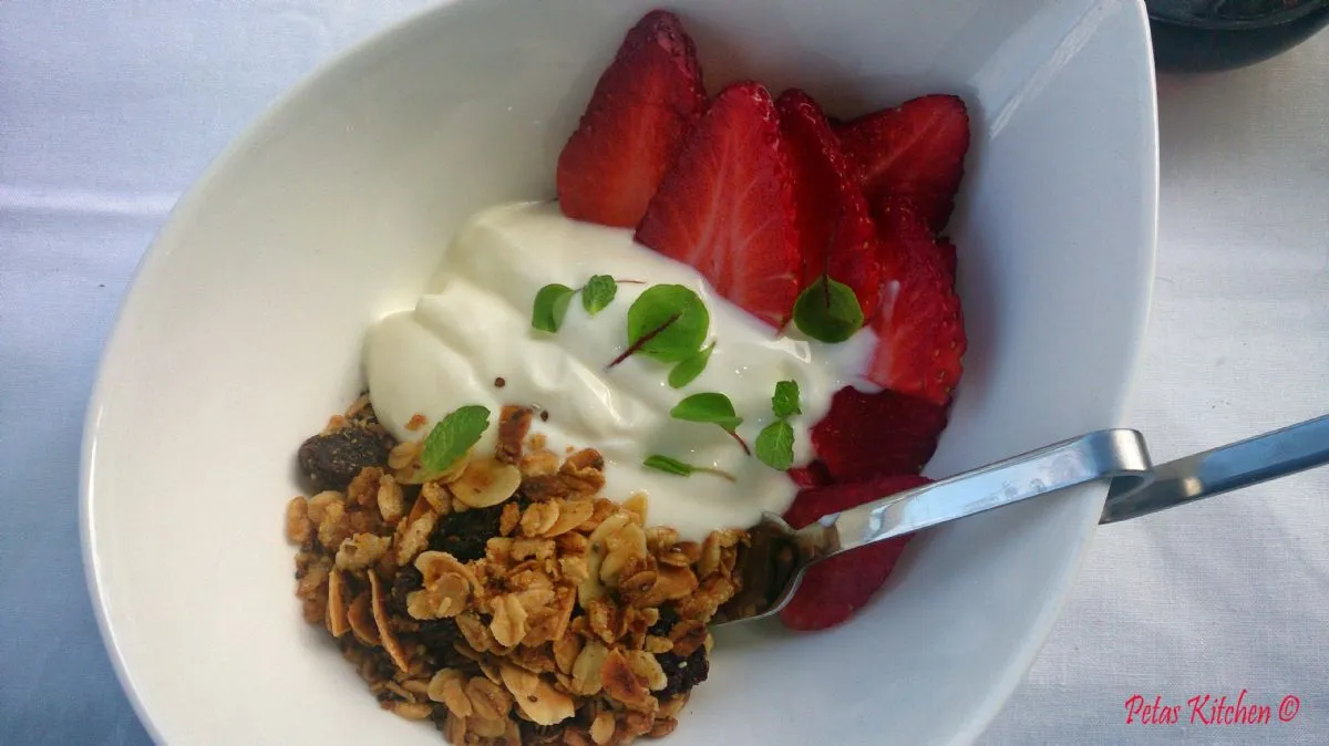 Basis-Granola für Joghurt und Obst