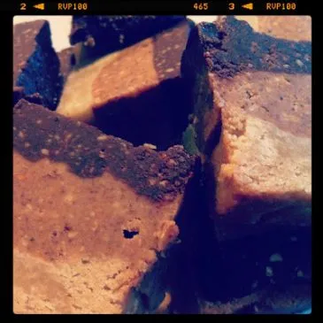 Schokoladen-Mandelbutterwürfel