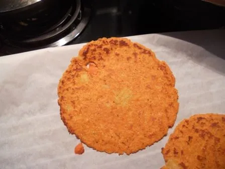 Tomaten-Basilikum-Sandwich-Wraps