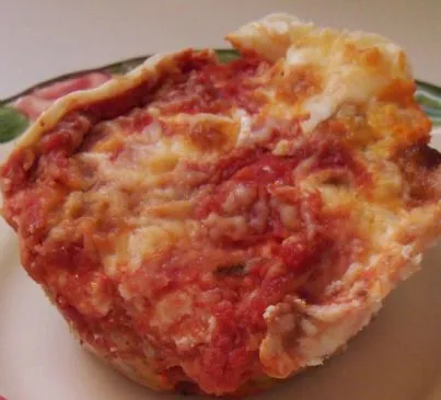 Lasagne-Cupcakes mit Wurst und Zucchini