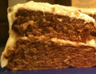 Gewürzter Feigen- und Pastinakenkuchen