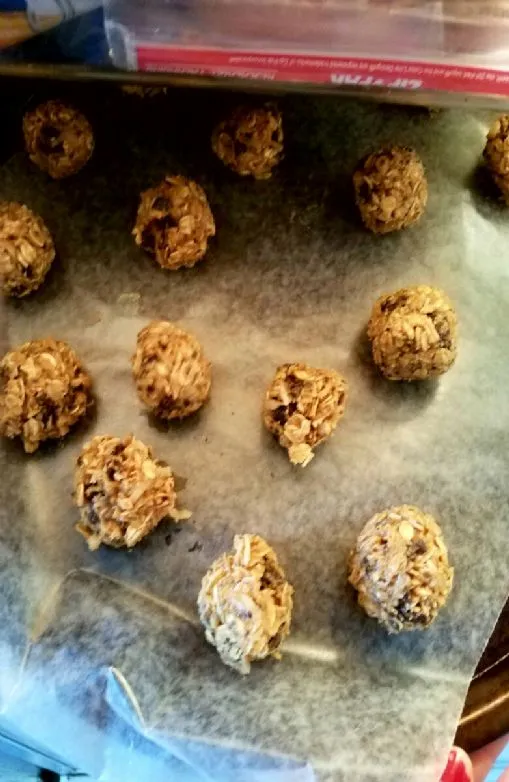 Erdnussbutter-Energie-Bällchen