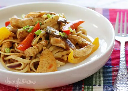 Cajun-Hähnchen-Pasta (leichte Variante)