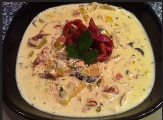 Low Carb Hühnchen-Chowder