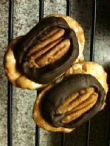 Gourmet Schokoladen Karamell Brezel Kekse