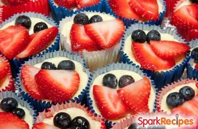 Beeren-Käsekuchen-Bites