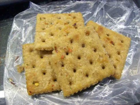 Heiße Cajun-Weizencracker