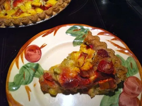 Erdbeer-Rhabarber-Cremetorte