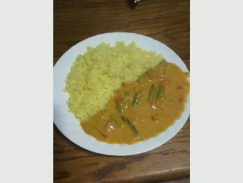 Schnelles cremiges Spargel-Curry