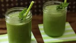 Collard Green-Ananas-Smoothie