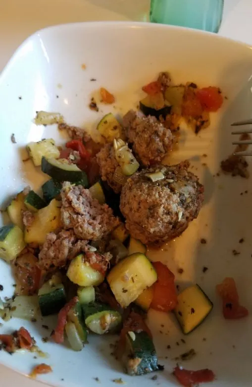 Zucchini und Rinderhack (Paleo)