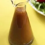 Ahorn-Vinaigrette-Salatdressing