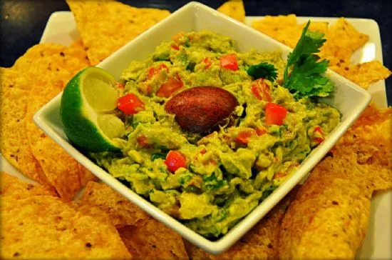 Würziger Guacamole-Dip
