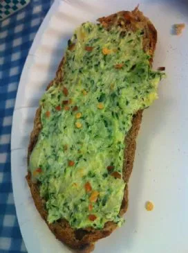 Zucchini-Käse-Toast