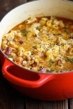 Vegetarisches One Pot Chili Mac & Cheese