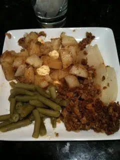 Tex-Mex Hackbraten und Kartoffel-Pakete